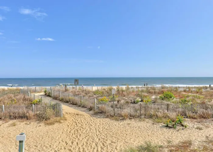 Luxe Oceanfront Escape Private Balcony & Wet Bar Ocean Stadt