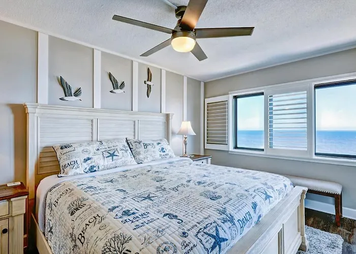 Ferienhaus Luxe Oceanfront Escape Private Balcony & Wet Bar