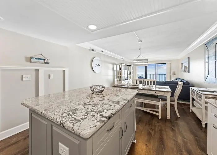 Ferienhaus Luxe Oceanfront Escape Private Balcony & Wet Bar
